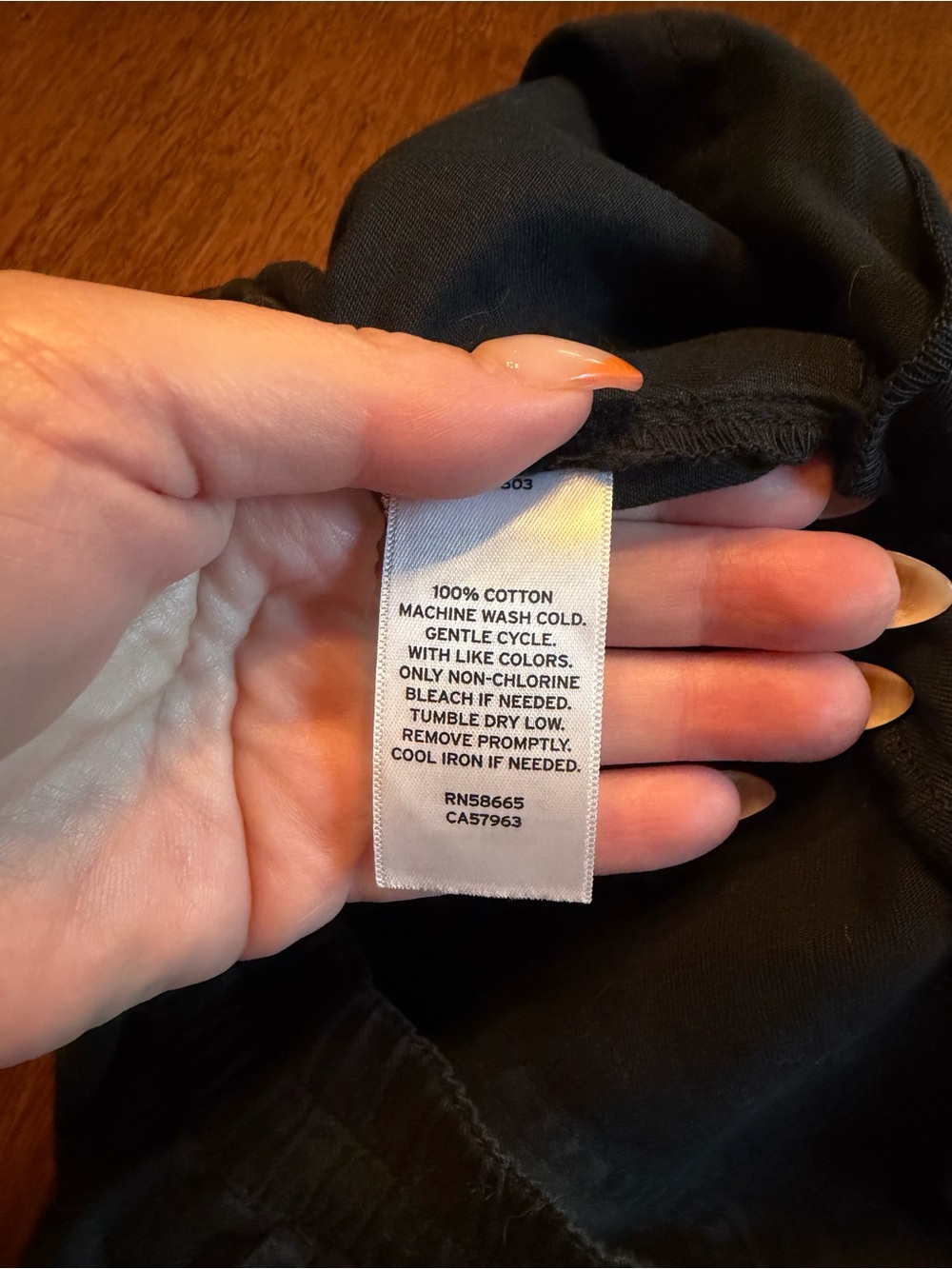 BP Black 4 inch Cotton Elastic Waist Black Utility Shorts- Like New - Picture 7 of 8